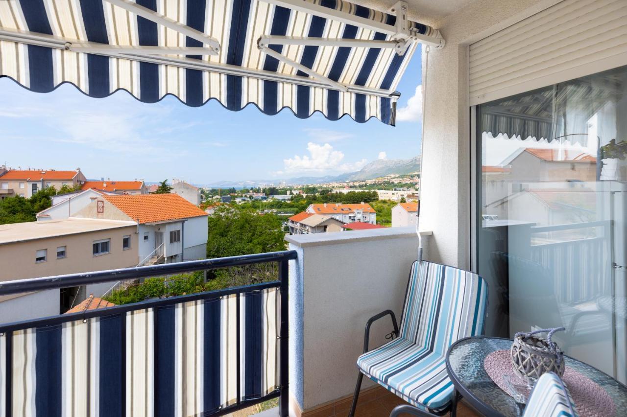 Karlita Apartment Солин Екстериор снимка